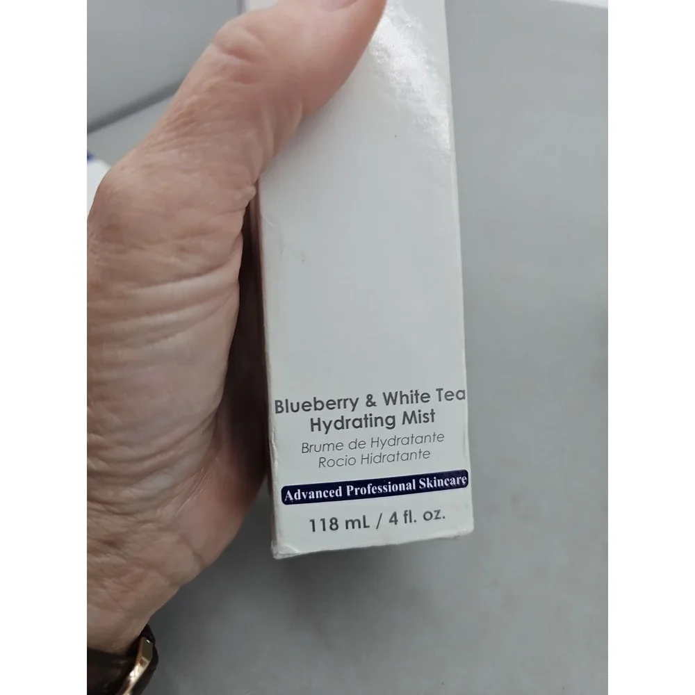 Circadia Blueberry & White Tea Hydrating Facial Mist 4 f. oz. Lot 2  -EXP 1/24